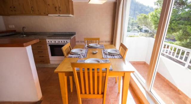 Апартаменты Superior Hostal Cala Boix