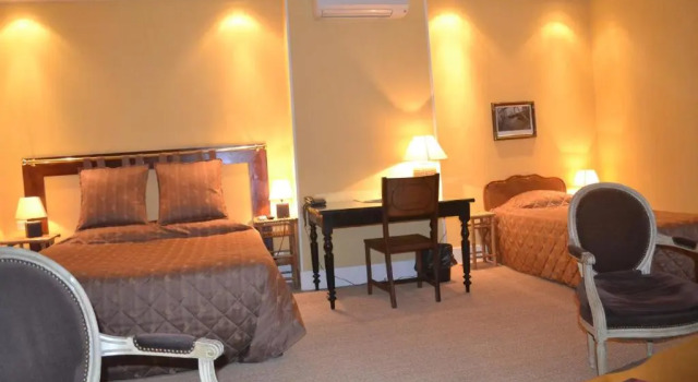 Номер Executive Hôtel de France