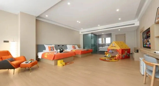 Тент Ru Jia Ruibo Cloud Hotel