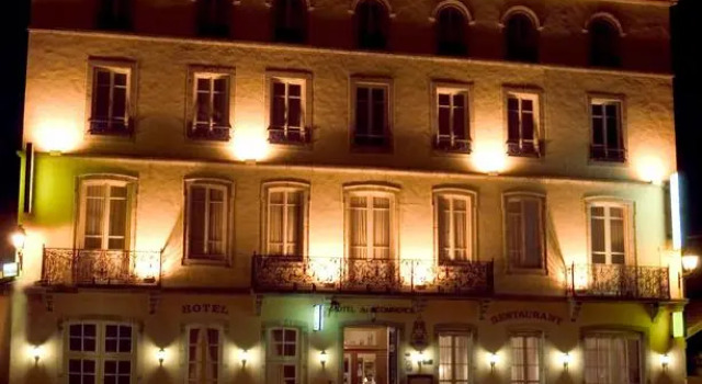 Hôtel Du Commerce, Rezervasyon Otel Saint-Amour Burgonya