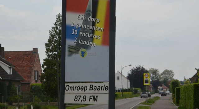Modern Bungalow in North Brabant With a Swimming Pool, Забронировать Отель Отели Барле-Нассау с бассейном, Бассейн