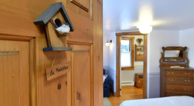 Chez Robert, Book Hotel Austin Eastern Townships