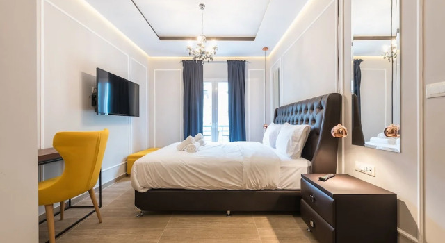 Апартаменты Deluxe с балконом Garment District Suites