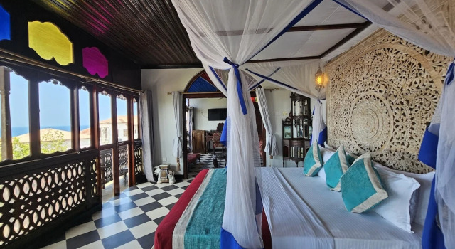 Номер Presidential Dhow Palace Hotel