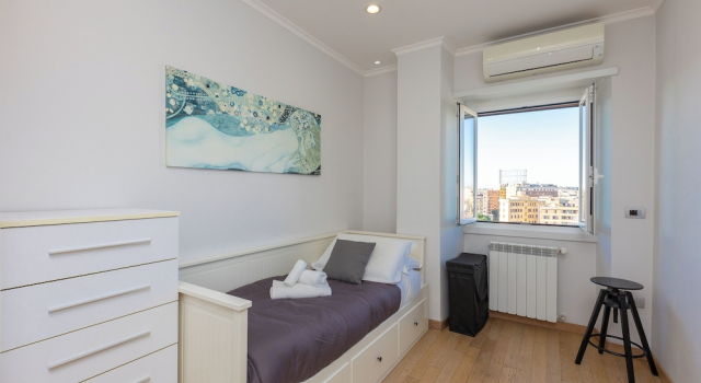 Rental in Rome Pyramid View Apartment, Забронировать Апартаменты/квартира Апартаменты Рима, рядом с Чирко Массимо, Апартаменты/квартира
