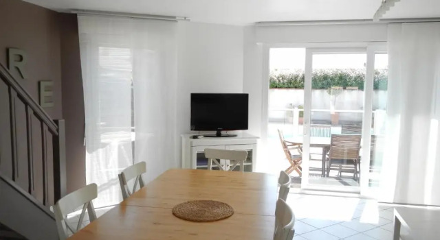 Апартаменты с 3 комнатами Villas Ré Locations Vacances