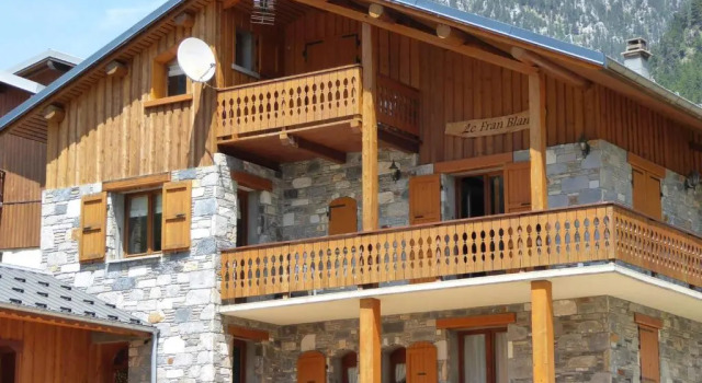Chalet 5 pièces lumineux près des pistes, 10 personnes - FR-1-464-169, Забронировать Шале Виллы Овернь-Рона-Альпы, Вилла