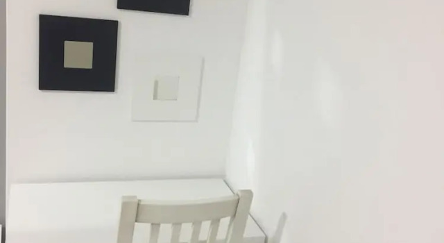 Трёхместный номер Comfort с балконом и с видом на окрестности Villa Flowers