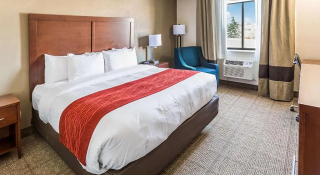 Двухместный номер Comfort Inn Waukesha - Milwaukee West