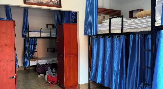 Ruby Riverside Hotel & Hostel, Rezerwuj Hostel Prowincja Wientian Laos