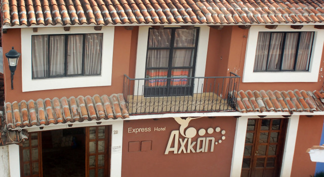 Axkan Express