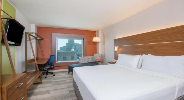 Номер Standard HI Express El Paso Downtown by IHG