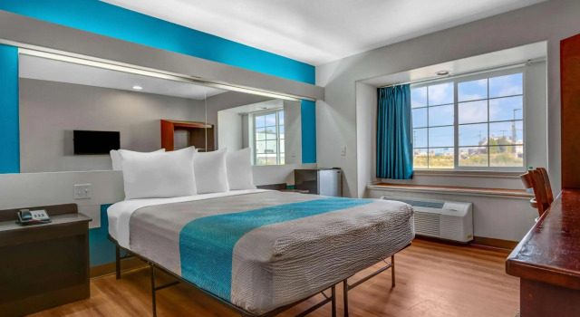 Motel 6-Idaho Falls, ID - Snake River, Prenota Motel Idaho Falls 