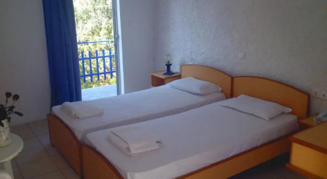 Aetos Beach Bungalows