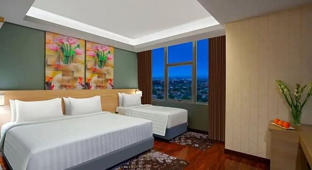 Семейный люкс Отель Harper Malioboro Yogyakarta