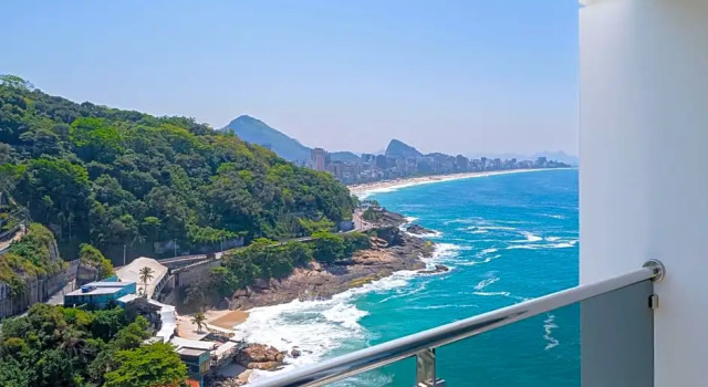 Четырёхместный клубный номер Standard Sheraton Grand Rio Hotel & Resort