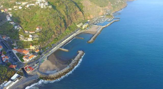 Casa Flor do Campo, Rezerwuj Hotel Hotele w Arco da Calheta z parkingiem, Parking