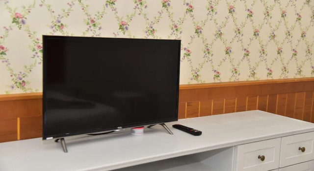 Люкс с балконом Ploy's Pearl Hotel