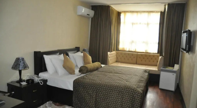 Двухместный номер Standard с видом на озеро Ulasan Hotel Caravan Camping