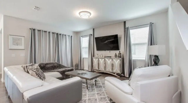 Spectacular 6 Bedroom 5 Bathroom House, Book Feriehus Hoteller i Four Corners med pool, Swimmingpool