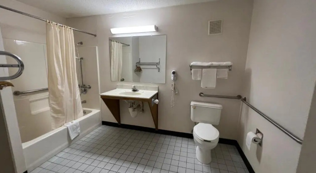 Номер Standard Garden Inn & Suites