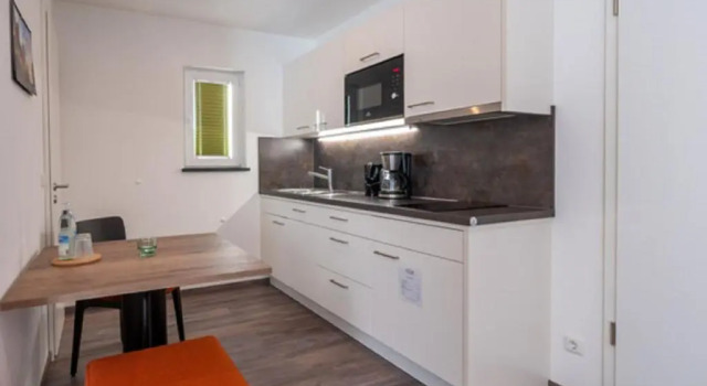 Апартаменты с балконом Holledau-Apartments - Auszeit im schönen Hopfenland in Bayern - voll ausgestattete Apartments - Garten - Balkon - Nähe München