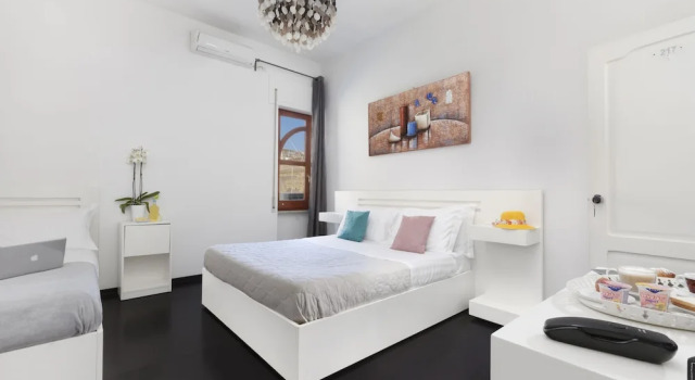 Трёхместный номер Standard с балконом Hotel Herculaneum