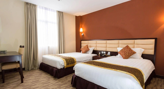 Hallmark Crown Hotel