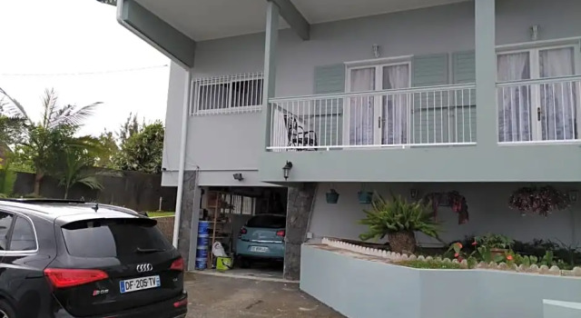 LE Colibri, Prenota Hotel Hotel a Le Tampon con parcheggio, Parcheggio