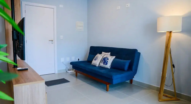 Apto c rea Gourmet a 300m da Praia das Toninhas