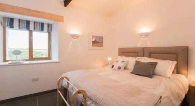 Skyber Barnacott, Book Hotel Bude Cornwall, nær Red Elk Archery