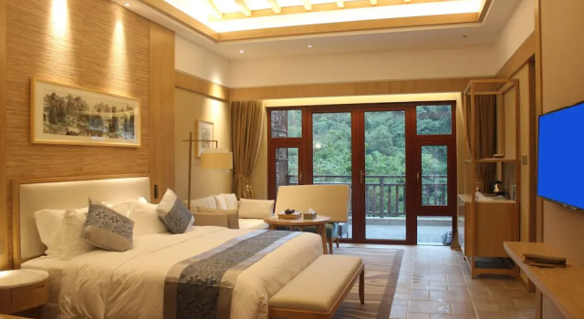 Номер Standard с балконом Narada Resort & Spa Cifu Lake Guangxi