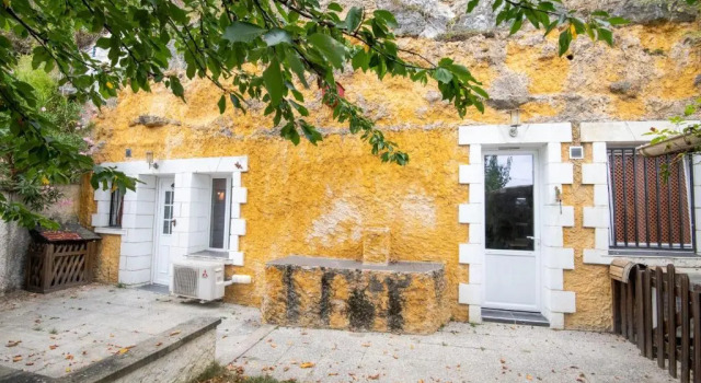 Коттедж Gîte Le Cerisier Perché avec SPA