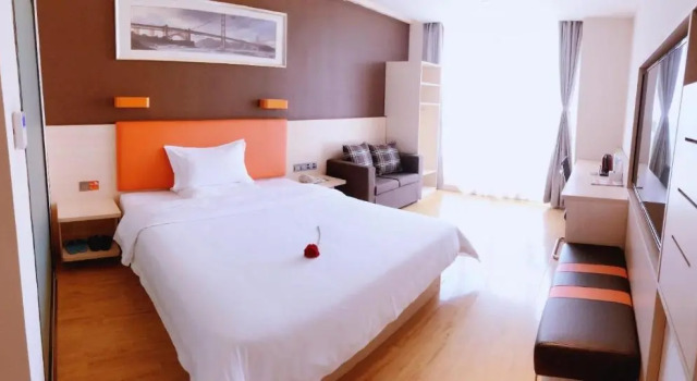 Номер Premium 7Days Premium Chongqing Liangjiang New District Yufu Industrial Park Yuzui Branch
