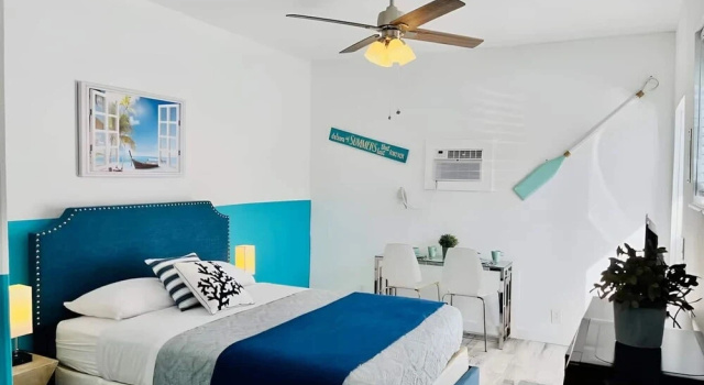 Коттедж Blue Coral Studio in Hollywood