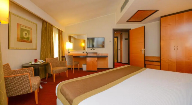 Полулюкс Hotel Igea