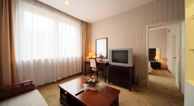 Carry Centre Hotel, Забронировать Отель Отели Цзянган с парковкой, Парковка