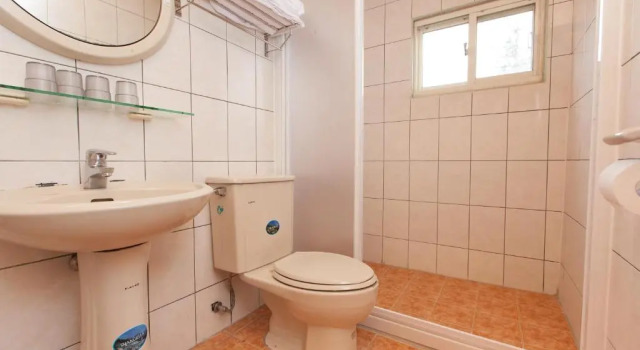 Четырёхместный номер Standard с видом на озеро Zu Sin Garden B&B