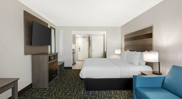 Двухместный номер Standard с балконом Best Western Plus Chesapeake Bay-Norfolk