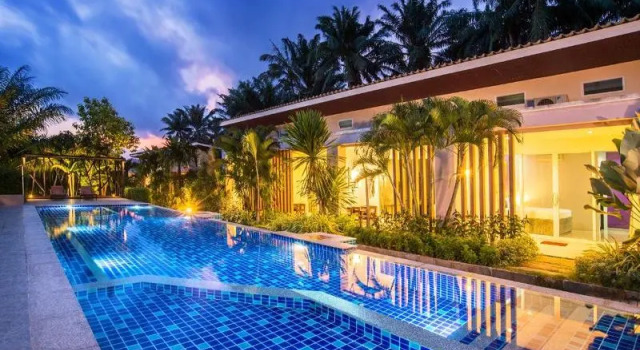 Двухместный номер Deluxe The Fong Krabi resort