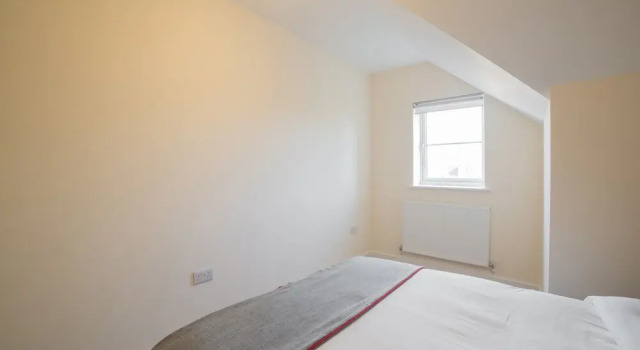 Aldershot Saz Living, Забронировать Отель Отели Англии 3 звезды, 3*