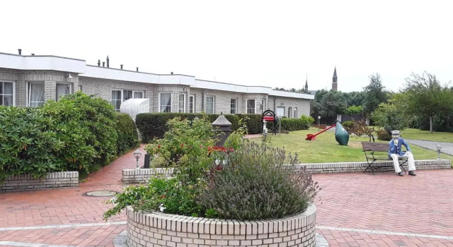 Апартаменты Ferienhaus Eilts Wohnung 15