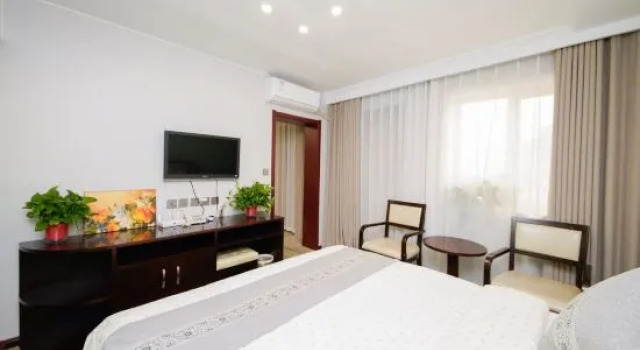 Люкс Deluxe Metallurgical Hotel (Jinan Wenhua East Road)