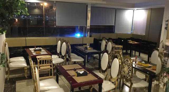 Отель Areen Palace Hotel - Al Madina Road