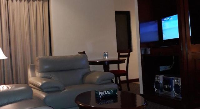 Grand Service Apt At Times Square