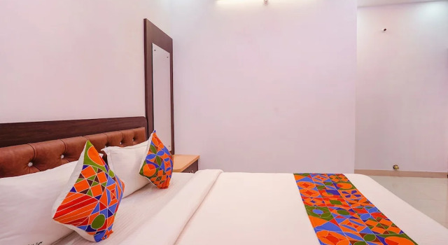 Номер Deluxe Fabhotel Sri Ram Comforts