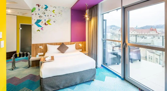 Номер Comfort Ibis Styles Львов Центр