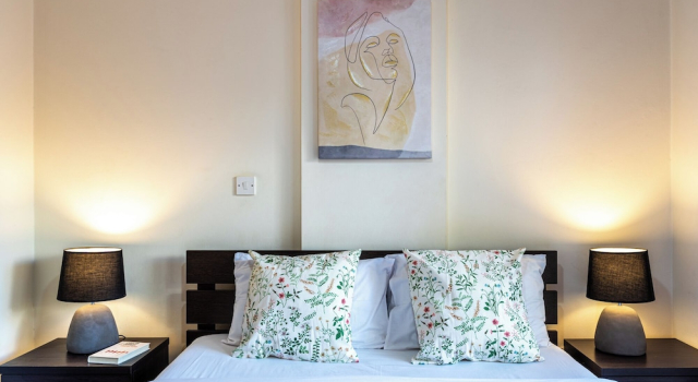 Freya 1-Bedroom Apt & Balcony in Larnaca, Book Hotel Larnaka Larnaca Region