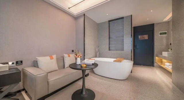 Номер Executive C Station Meisu Hotel