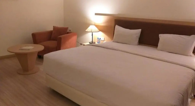 Люкс Deluxe OYO 666 D' Grande Hotel Batam